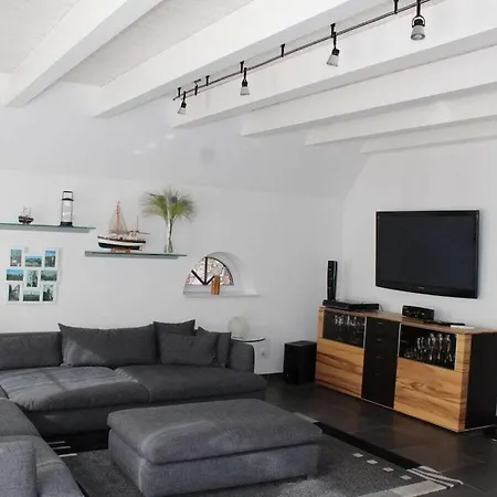 With 3 Bedrooms Σπίτι διακοπών Greetsiel